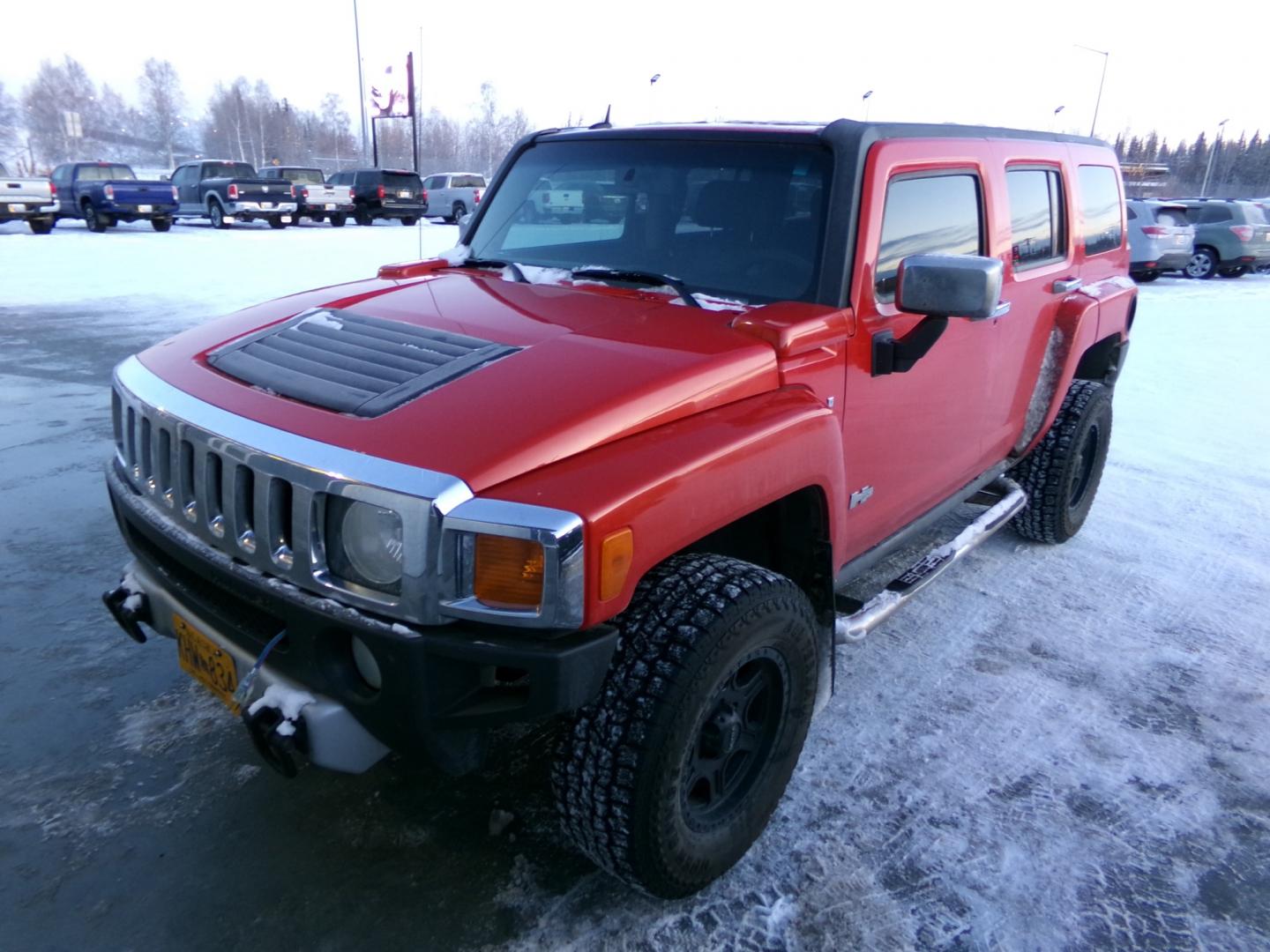 2008 Hummer H3 Base (5GTEN13L488) with an 5.3L V8 OHV 16V engine, located at 2630 Philips Field Rd., Fairbanks, AK, 99709, (907) 458-0593, 64.848068, -147.780609 - Photo#0